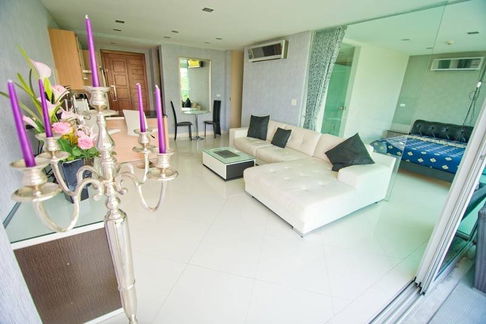 2 Bedrooms Condominium @ Laguna Heights