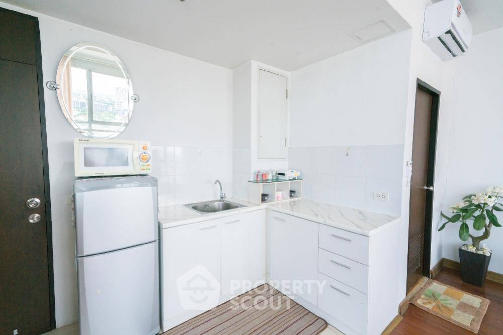 picture 1-BR Condo at The Zest Ladprao Condominium near MRT Lat Phrao (ID 1105155) - 16/22