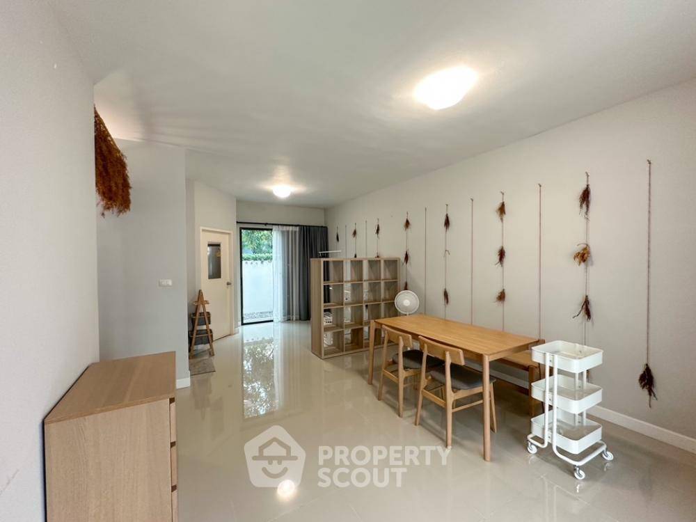 picture 3-BR Townhouse in Taling Chan (ID 1706061) - 50/71