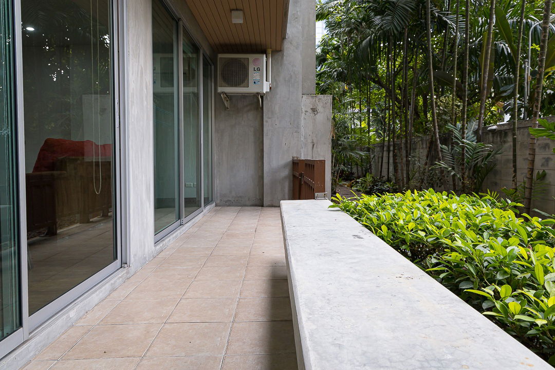 picture Duplex 2 bedroom at Vonnapa Sukhumvit 38(BTS Thonglor ) - 10/10