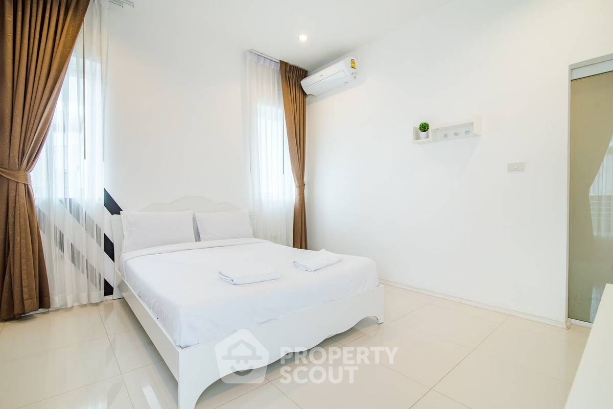 รูป วิลล่า 4-ห้องนอน ใน หินเหล็กไฟ (ID 2071674) - รูปที่ 7/13