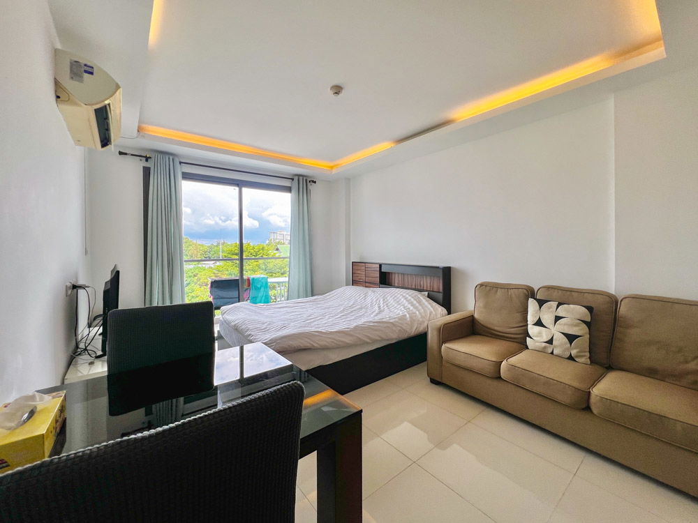 picture Studio Condominium @ Club Royal - 3/16