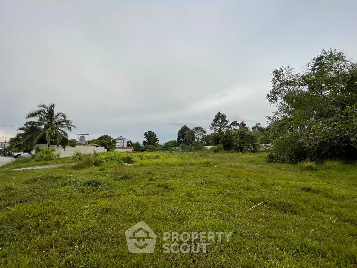 picture 5,202.4 m² Land for Sale close to Laguna (ID 1922205) - 1/5