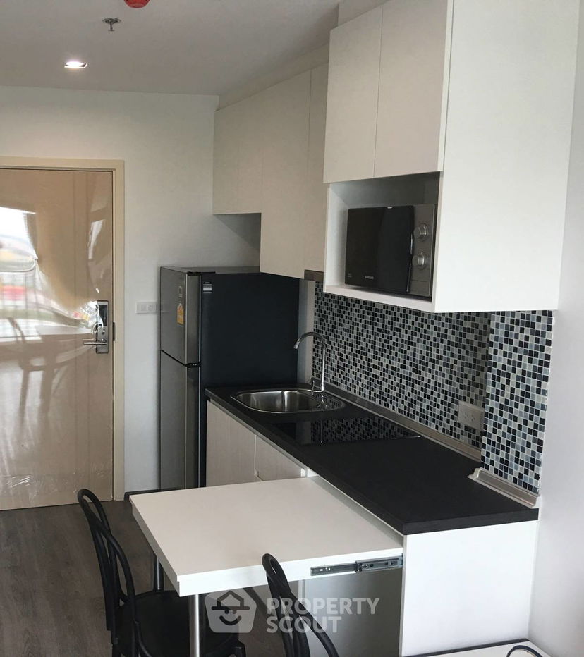 picture 1-BR Condo at Rich Park @ Triple Station near ARL Hua Mak (ID 1002125) - 4/5
