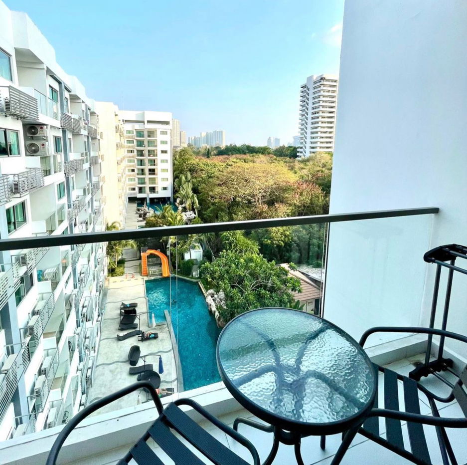 picture 1 Bedroom Condominium @ Club Royal - 7/11