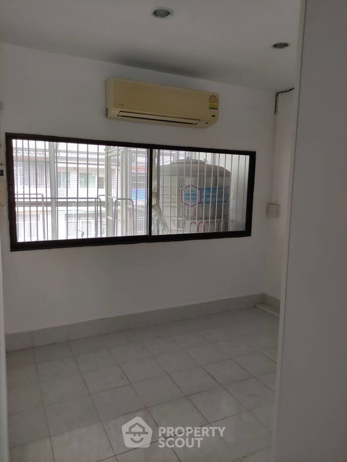 รูป ทาวน์เฮาท์ 4-ห้องนอน ใกล้ BTS พระโขนง (ID 2099625) - รูปที่ 14/17