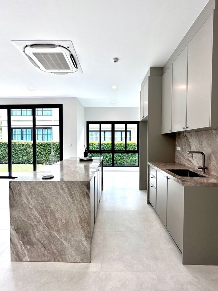 picture 🏡 House for Sale at Narinsiri Krungthep Kreetha Project ✨ Prime Location – The Only One in a Private Alley !! - 5/14