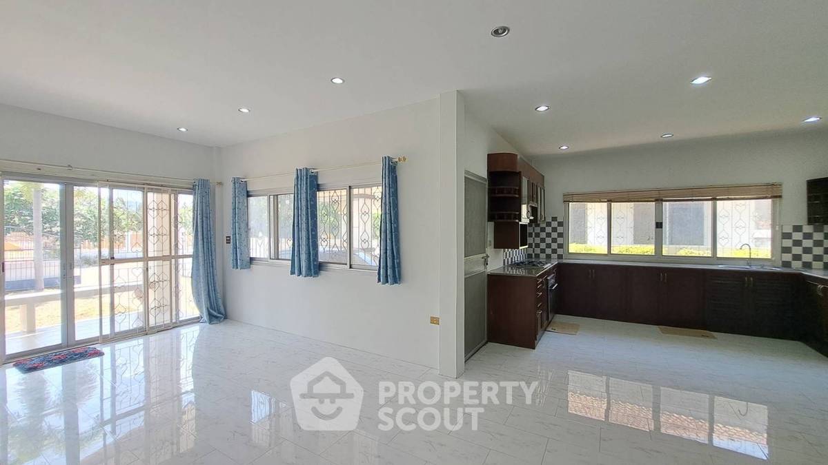 picture 3-BR House close to Hua Hin City (ID 2233911) - 7/23