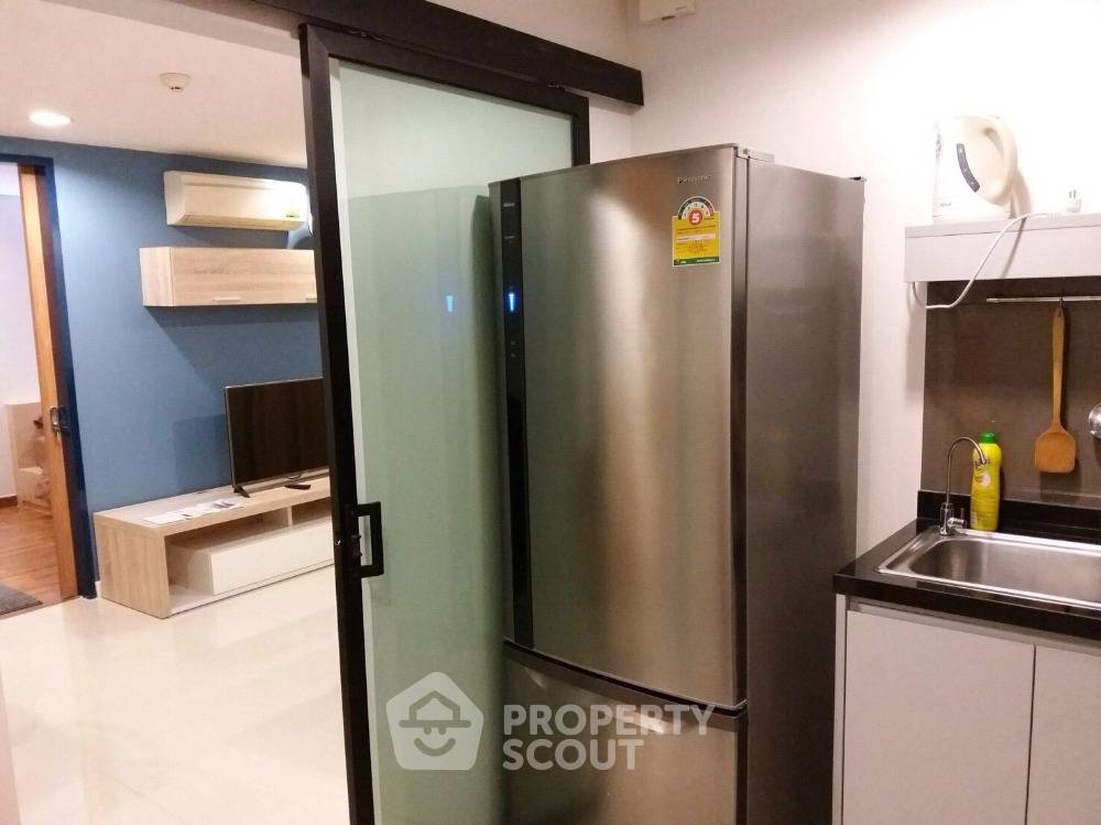 picture 1-BR Condo at Zenith Place Sukhumvit 42 Condominium near BTS Ekkamai (ID 811286) - 8/9