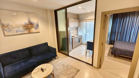 For rent Life asoke rama 9 1Bed 1Bath