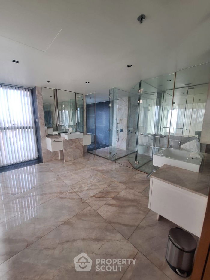 picture 4-BR Condo at The Met Sathorn near BTS Chong Nonsi (ID 2231441) - 5/10