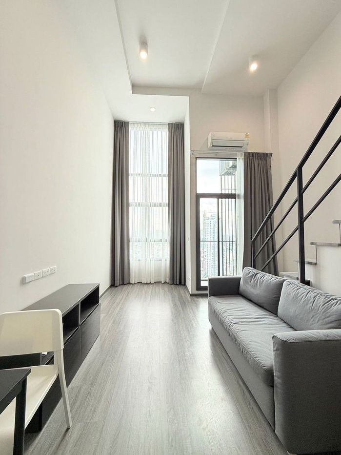 picture Ideo Chula Samyan【𝐑𝐄𝐍𝐓】🔥Warm, homey tones, perfect for relaxing and working at the same time🔥  Contact Line ID: @hacondo - 4/7