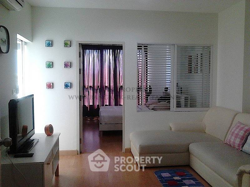 picture 1-BR Condo at Life Ratchadapisek near MRT Huai Khwang (ID 509616) - 3/3