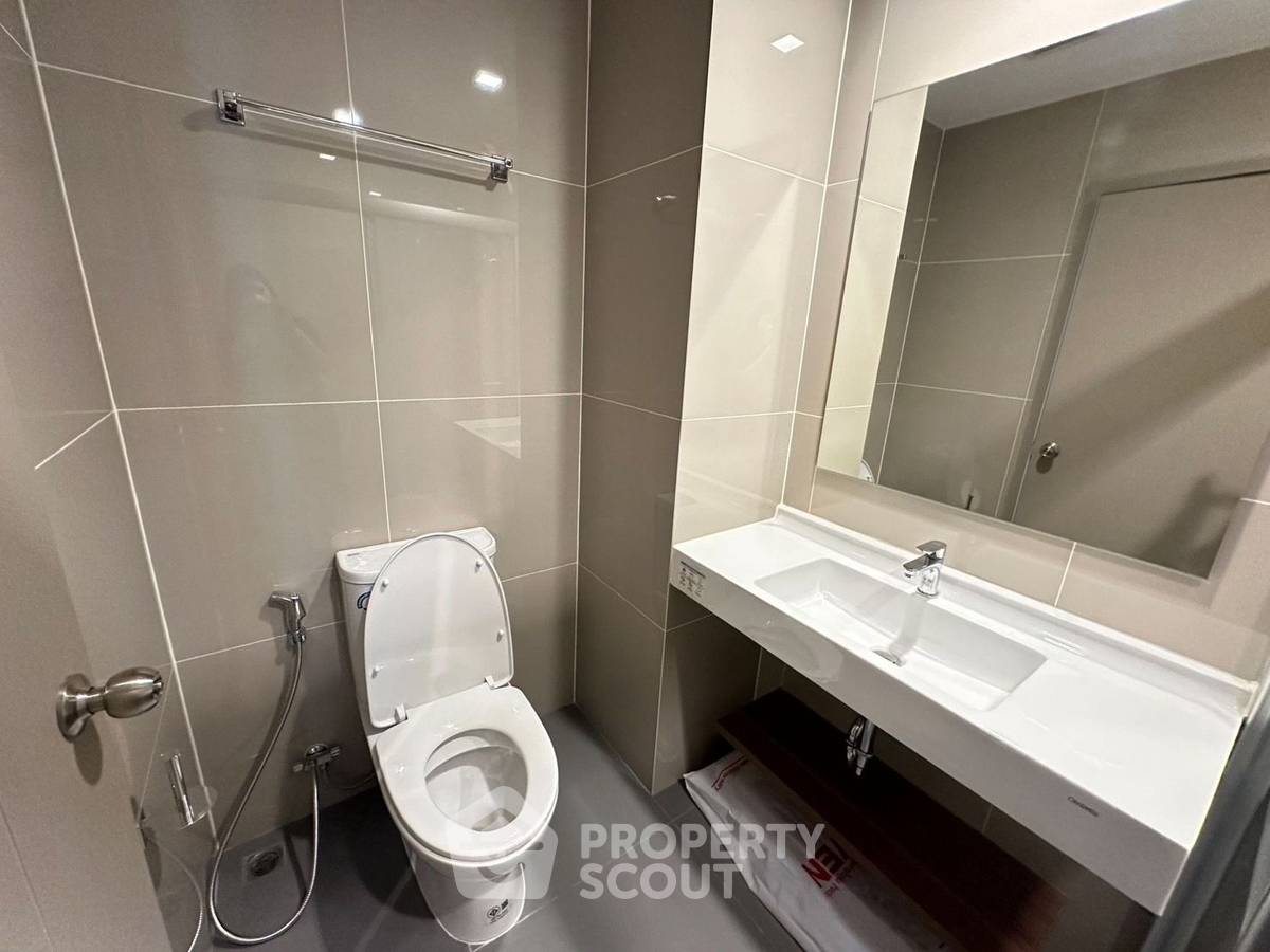 picture 1-BR Condo at Ideo Rama 9 - Asoke near MRT Phra Ram 9 (ID 1656205) - 4/8