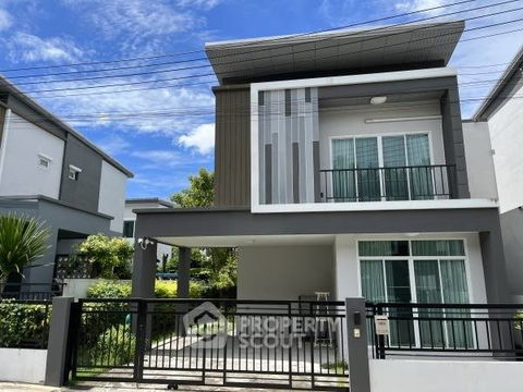 3-BR Semi-detached House in Surasak (ID 2233033)