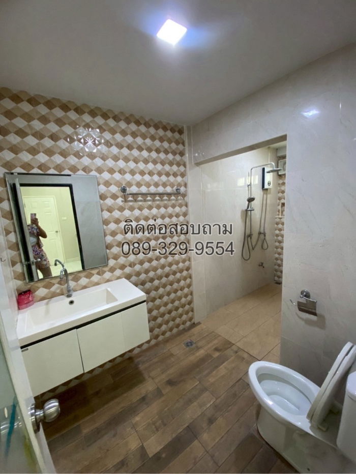 รูป  ขายทาวน์เฮ้าส์ 3 ชั้น (หลังมุม)  หมู่บ้านศรีวรา  ซ.รามคำแหง 36/1 - รูปที่ 8/25