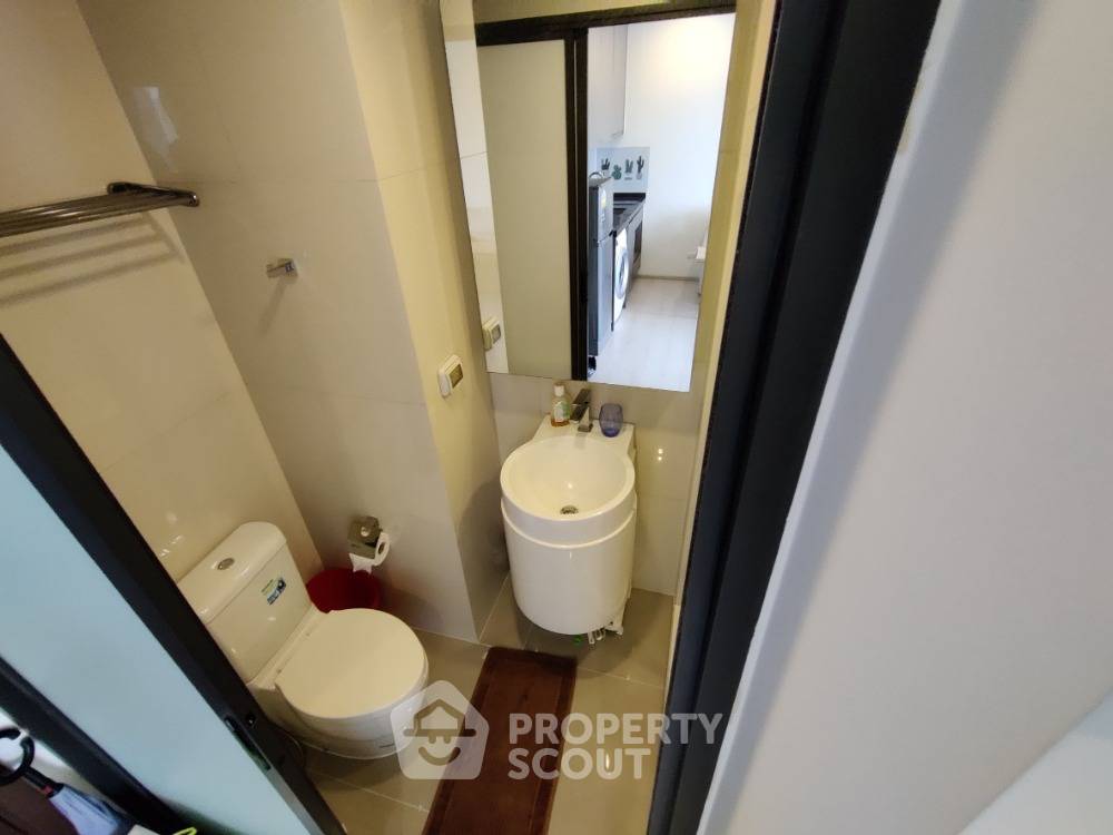 picture Studio Condo at Rhythm Asoke near MRT Phra Ram 9 (ID 404551) - 6/8
