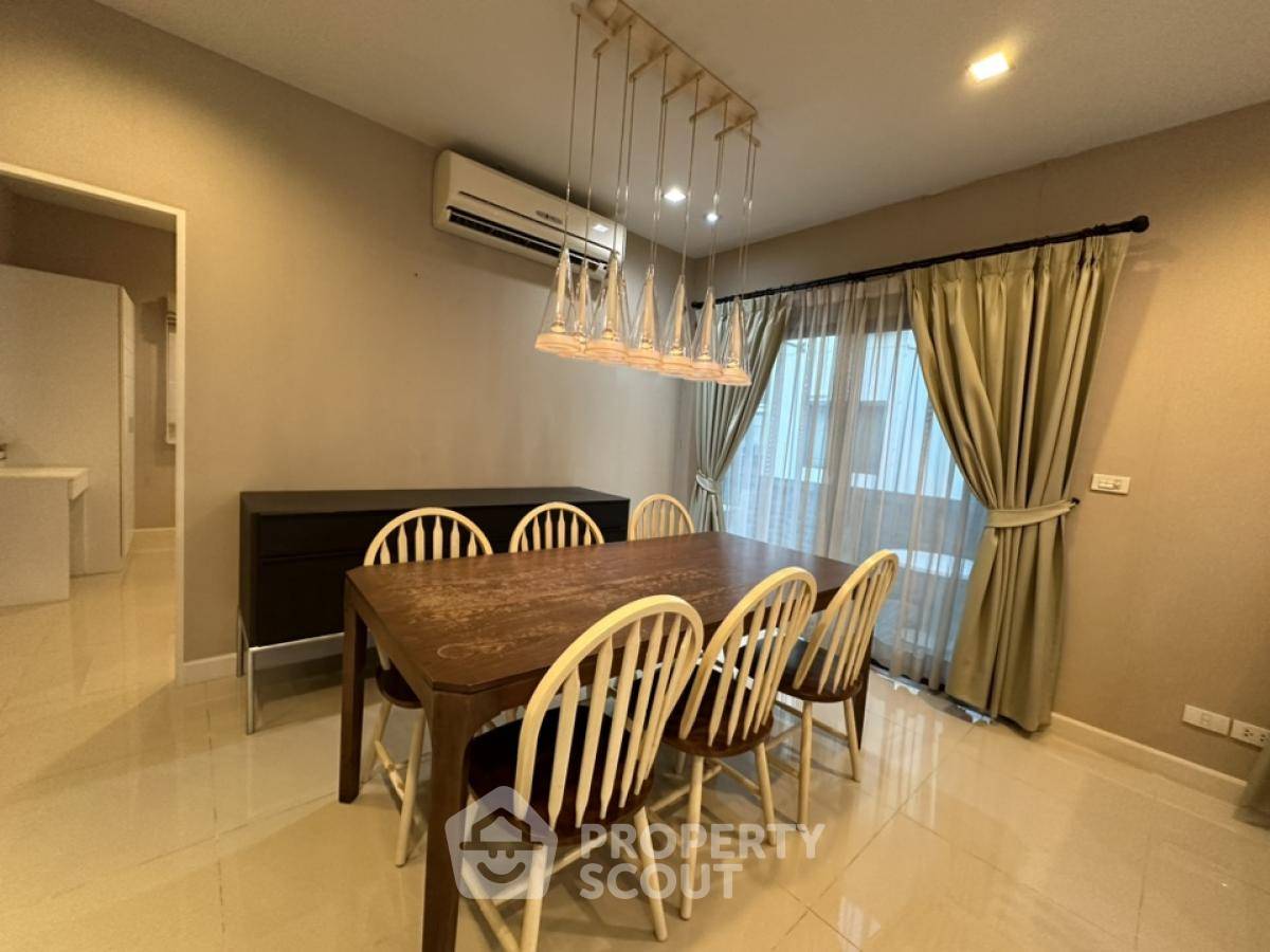 picture 4-BR House at Burasiri Wongwaen-On Nut close to Suvarnabhumi Airport (ID 1511791) - 10/12