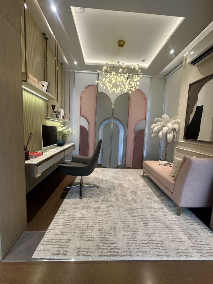 picture Luxury Home in Krungthep Kreetha Fully Furnished THB 67M - 3/9