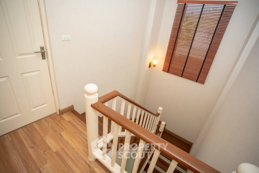 picture 3-BR House in Surasak (ID 2231377) - 25/29