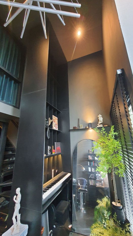 รูป ขายคอนโด มือสอง ห้อง Duplex (ตกแต่งเกือบล้าน) (Blak mens style decoration) ขายขาดทุน ฟรีโอน ห้องมุม คอนโด ละติจูด ใกล้ม.เอแบค บางนา - รูปที่ 17/31