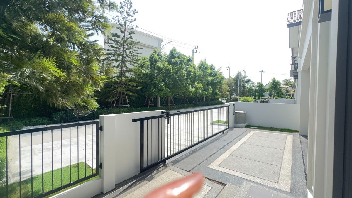 รูป ขายบ้านเดี่ยวที่ดินใหญ่ แปลงมุม  พร้อมเข้าอยู่ ทำเลใกล้รถไฟฟ้า  โครงการอณาสิริ เวสต์เกต - รูปที่ 4/12