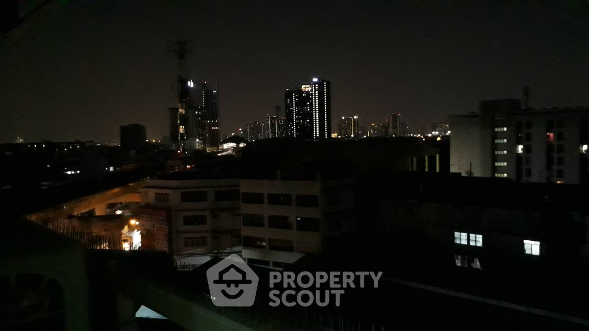 รูป คอนโด 2-ห้องนอน ที่ แบงค์คอก ฮอไรซอน เพชรเกษม ใกล้ MRT เพชรเกษม 48 (ID 725953) - รูปที่ 2/9