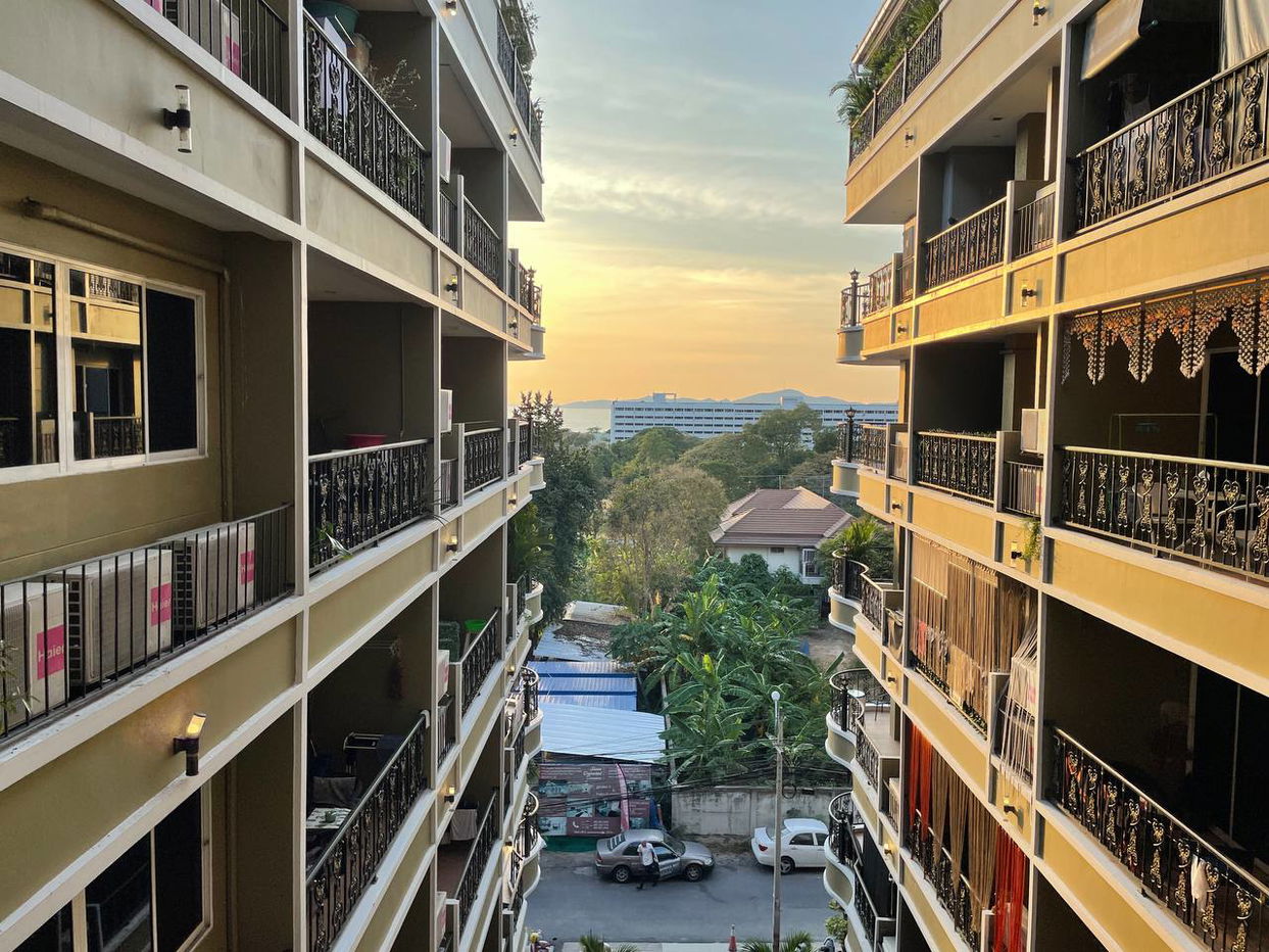 picture 2 Bedrooms Condominium @ Siam Oriental Twins - 10/27