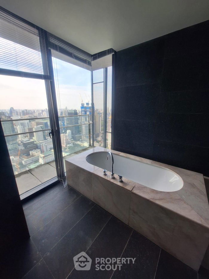 picture 4-BR Condo at The Met Sathorn near BTS Chong Nonsi (ID 2231441) - 6/10