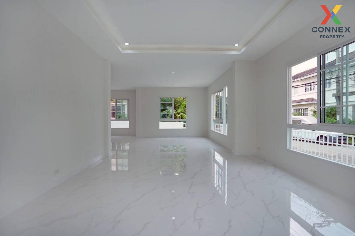 picture For Sale House , Chaiyaphruek Bang Khun Tiean , corner unit , newly renovated , Samae Dam , Bang Khun Thian , Bangkok , CX-125812 ✅ Live chat with us ADD LINE @connexproperty ✅  - 9/12