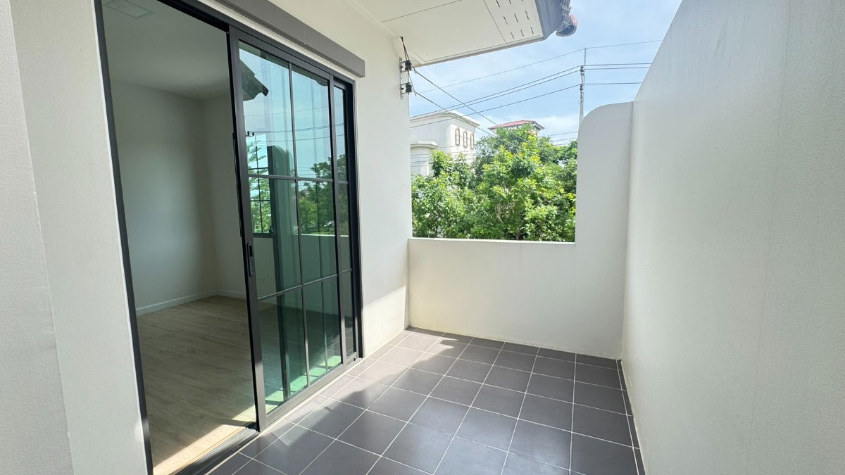 รูป ขายบ้านแฝดบ้านเดี่ยวอณาสิริ เวสต์เกต  ใกล้คลับเฮาส์ ทำเลส่วนตัว บ้านพร้อมเข้าอยู่ใกล้รถไฟฟ้า - รูปที่ 5/10