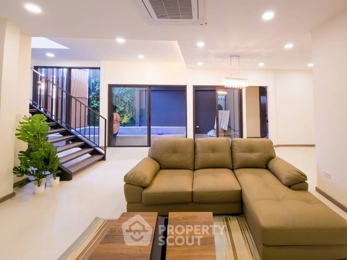 รูป บ้าน 3 ห้องนอนพร้อมสระว่ายน้ำส่วนตัว ใกล้ BTS บางจาก (ID 2030497) - รูปที่ 4/8