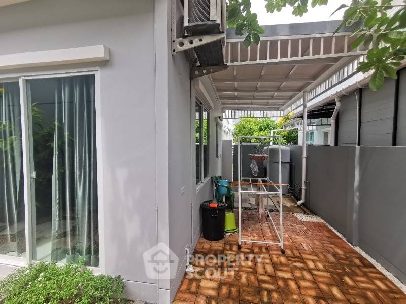 รูป บ้านแฝด 3-ห้องนอน ใน ศาลากลาง (ID 2231042) - รูปที่ 2/13