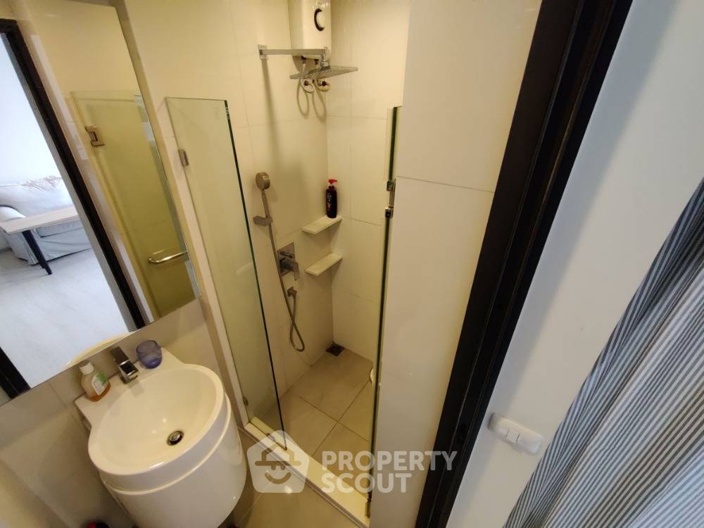 picture Studio Condo at Rhythm Asoke near MRT Phra Ram 9 (ID 404551) - 7/8
