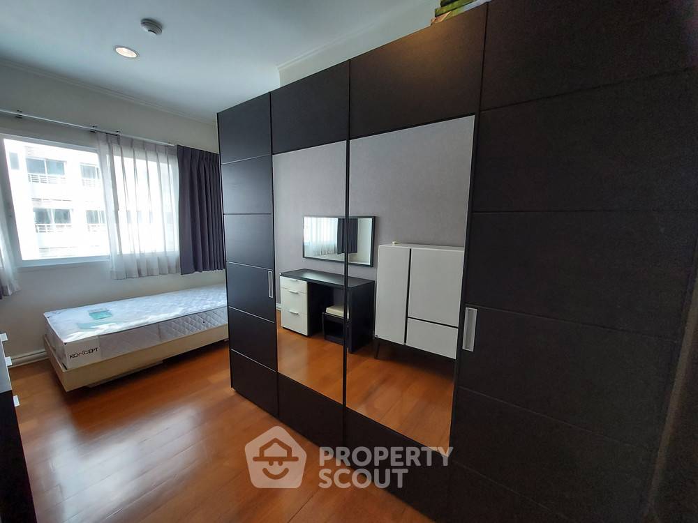 picture 3-BR Condo at The Fourwings Residence in Hua Mak (ID 408587) - 7/10