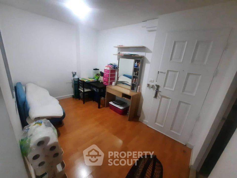 picture 1-BR Condo at Life @ Bts Phaholyothin 18 near MRT Kamphaeng Phet (ID 1696128) - 2/3