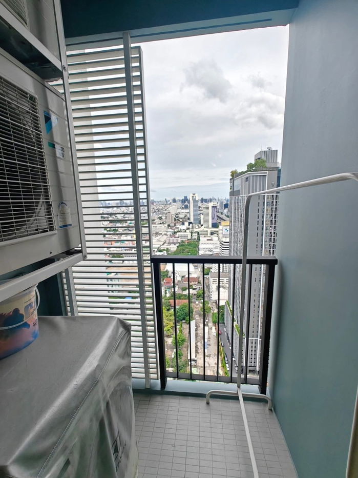 picture  The Saint                    Residences - 12/14