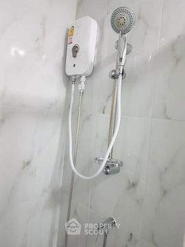 1-BR Condo at Estabe Phahonyothin 18 near MRT Chatuchak Park (ID 383848)
