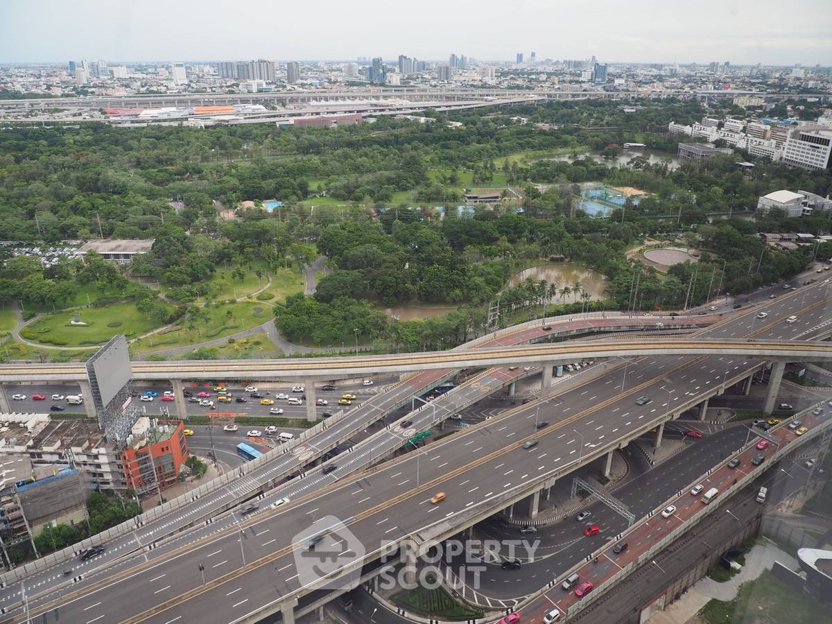 picture 2-BR Condo at The Saint Residences near MRT Phahon Yothin (ID 362999) - 9/10