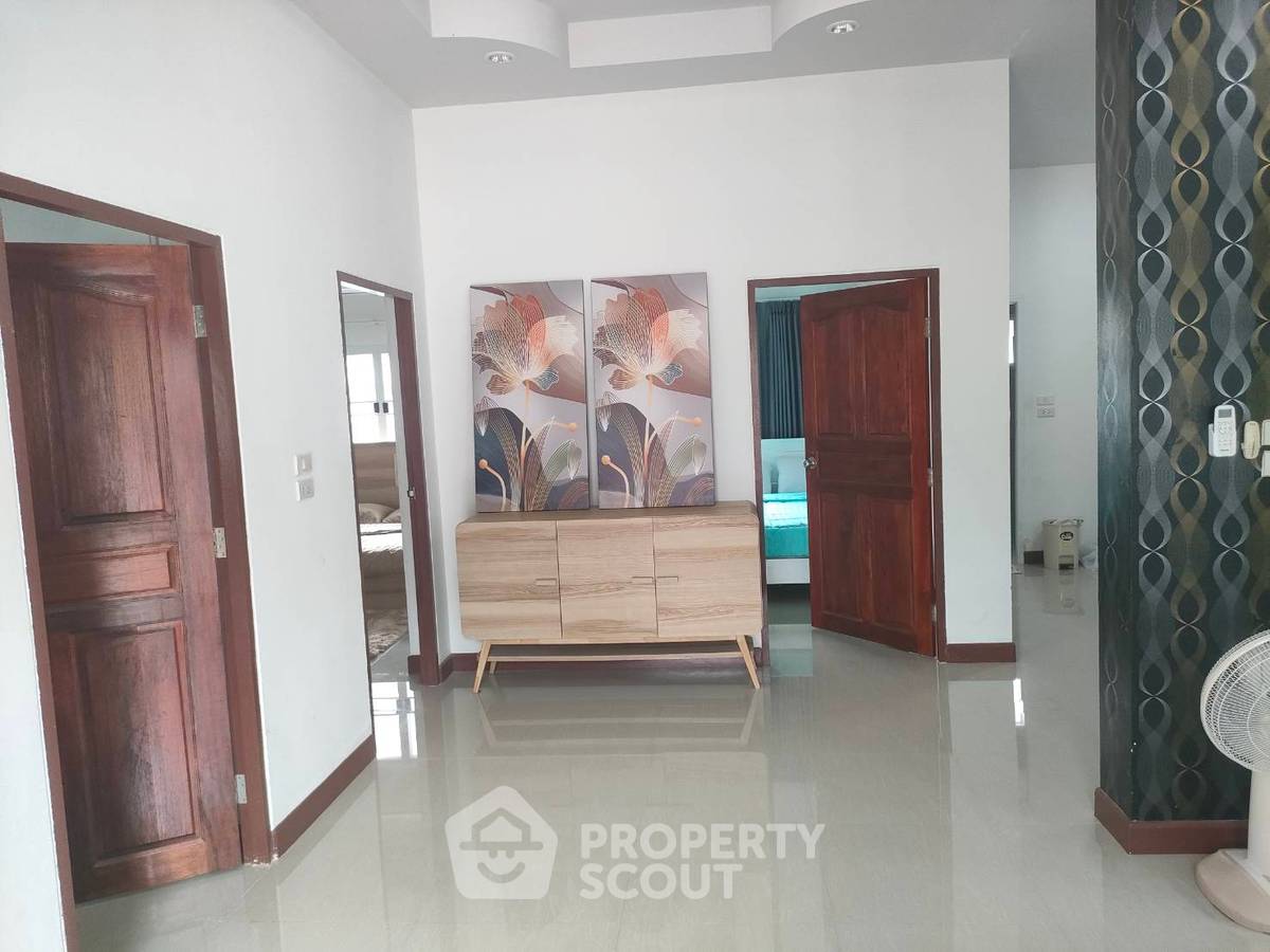 รูป บ้าน 3-ห้องนอน ใกล้ เมืองพัทยา (ID 1511599) - รูปที่ 2/28
