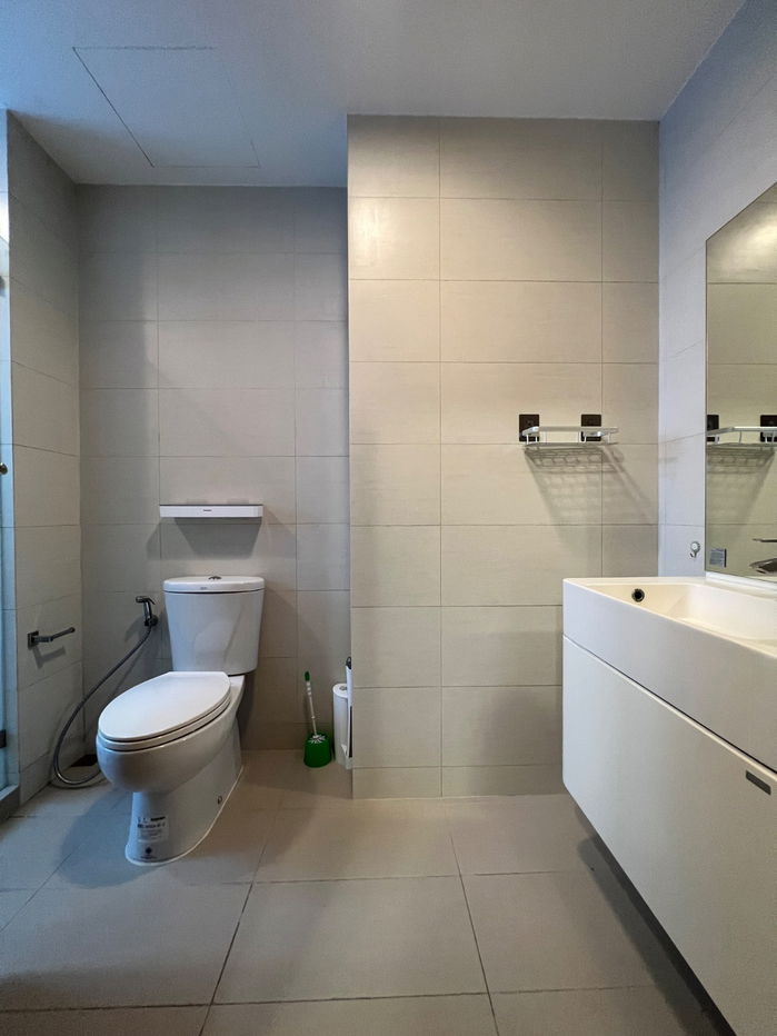 picture Urgent For Rent Condo Midst Rama9 Ready to move 20 August 2025  - 10/11