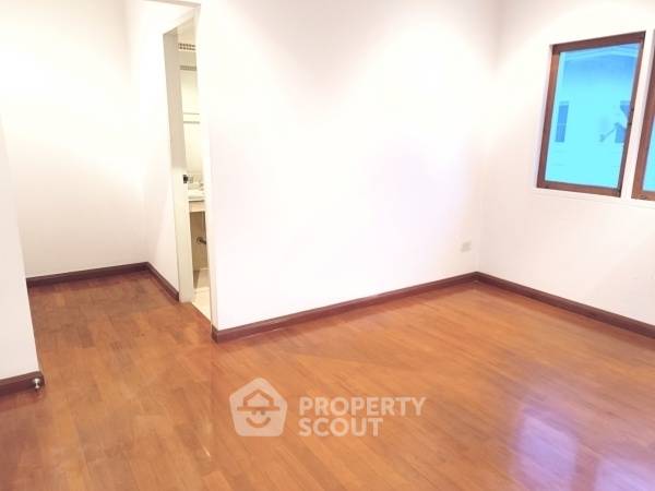 รูป บ้าน 5-ห้องนอน ใน นวลจันทร์ (ID 2231387) - รูปที่ 19/24