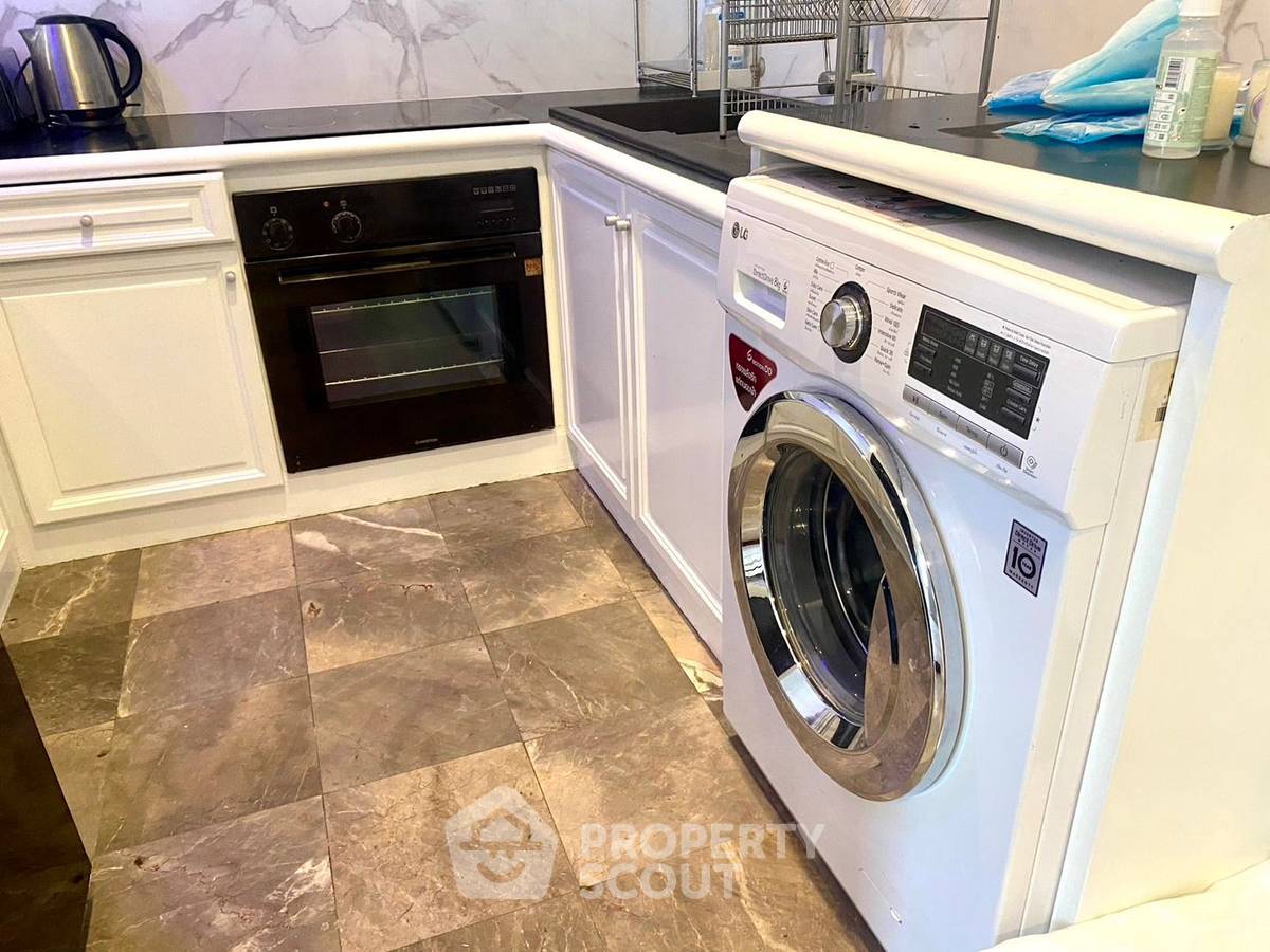 picture 2-BR Condo at Saranjai Mansion Condominium near BTS Nana (ID 1455581) - 28/29