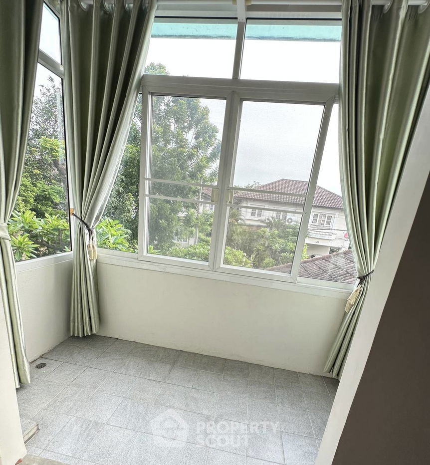 picture 3-BR House at Perfect Place Ramkhamhaeng 164 in Min Buri (ID 2233015) - 5/8