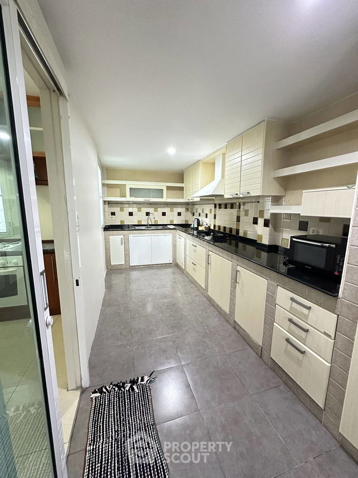 picture 3-BR House at Perfect Place Ramkhamhaeng 164 in Min Buri (ID 2233015) - 4/8