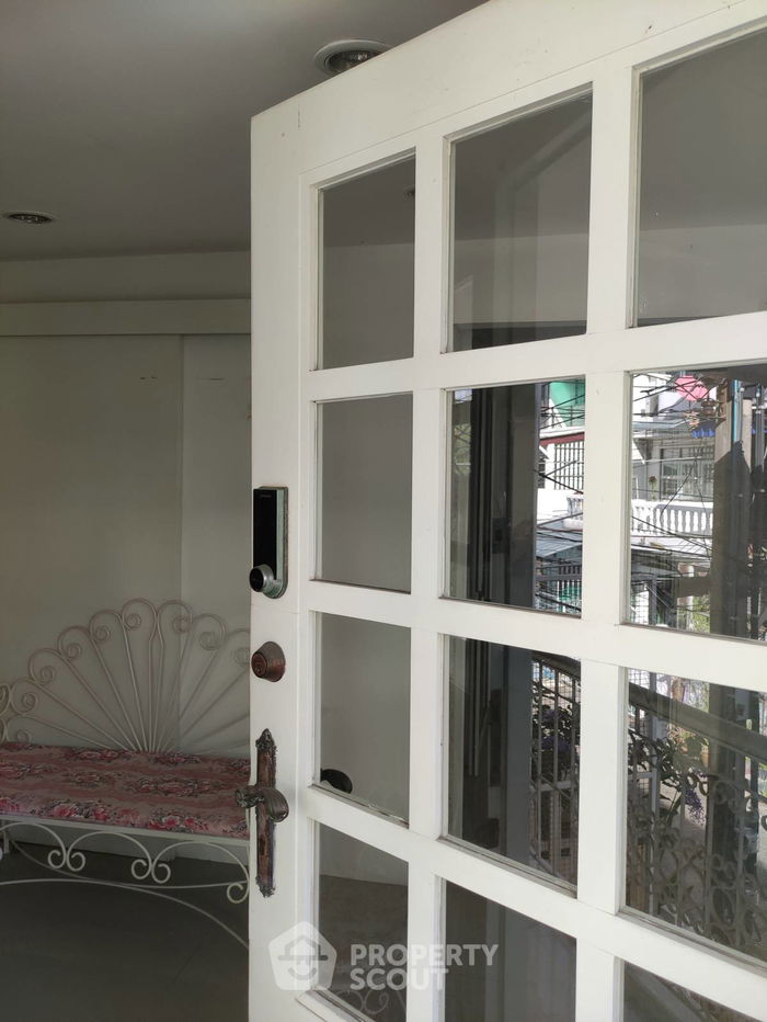 รูป ทาวน์เฮาท์ 4-ห้องนอน ใกล้ BTS พระโขนง (ID 2099625) - รูปที่ 6/17
