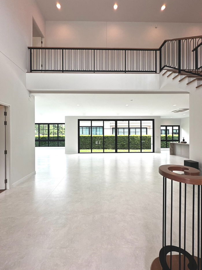 picture 🏡 House for Sale at Narinsiri Krungthep Kreetha Project ✨ Prime Location – The Only One in a Private Alley !! - 2/14