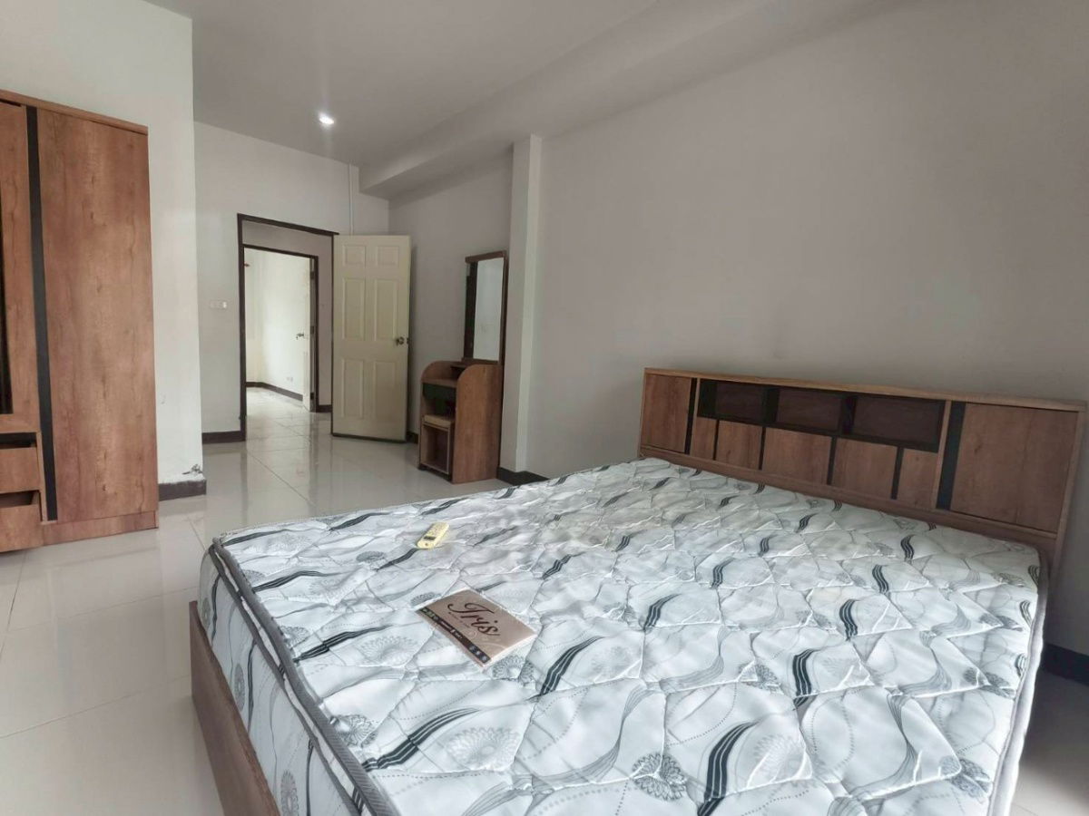 รูป หมู่บ้านพนาสนธิ์แกรนด์วิลล์ WR-03583 - รูปที่ 6/12