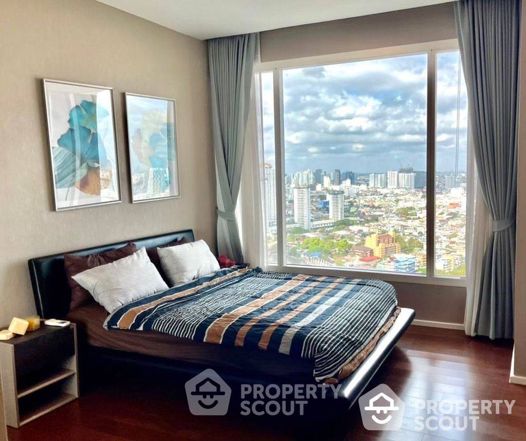 picture 3-BR Condo at Menam Residences in Wat Phraya Krai (ID 510965) - 5/9