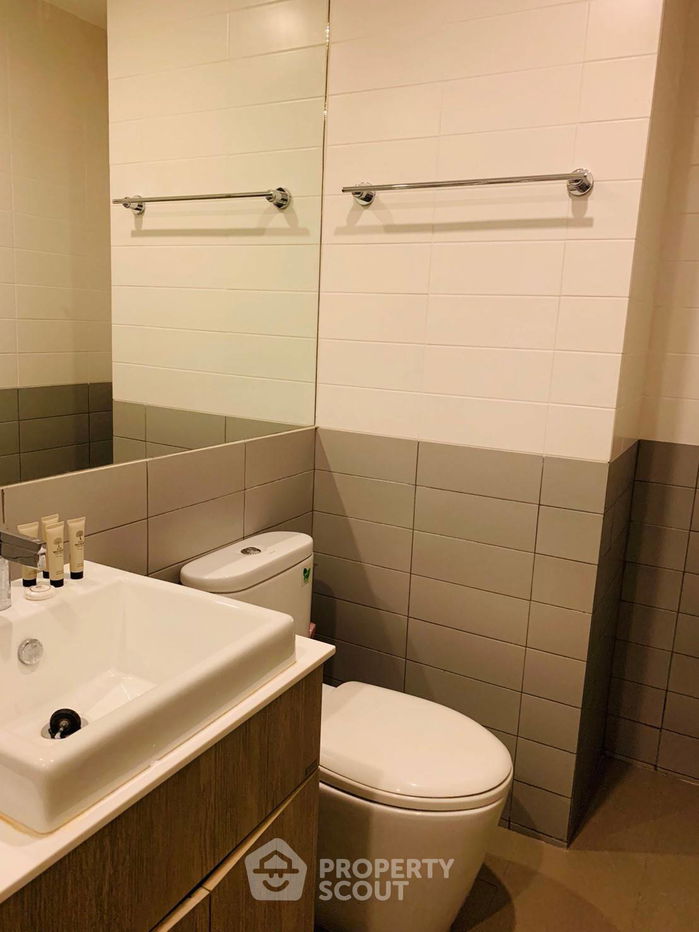 picture 2-BR Condo at Ideo Mobi Rama 9 near MRT Phra Ram 9 (ID 566090) - 16/17